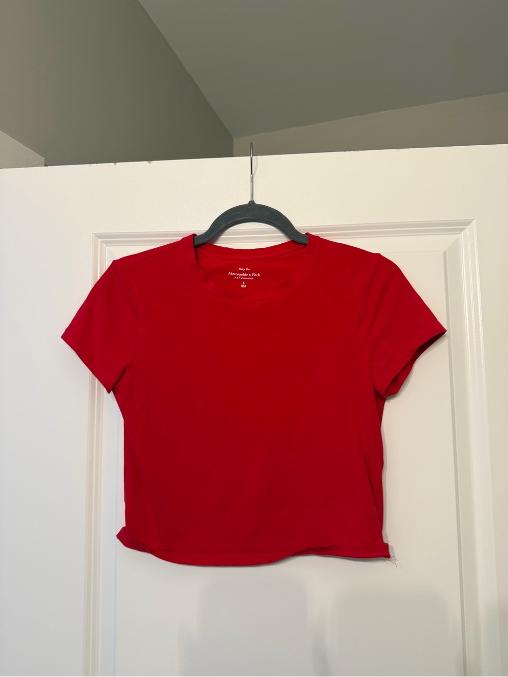 Abercrombie Baby Tee - Red Cropped A&F Essentials